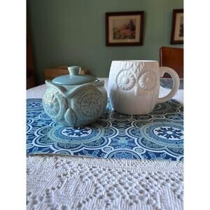 Cute owl. set, candle and hot chocolate/ coffee mug. Perfect for fall / winter.